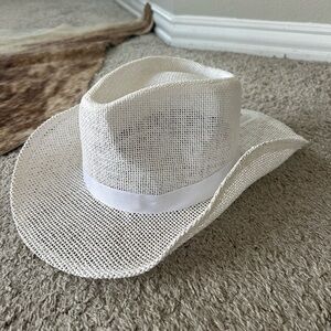 white cowboy hat